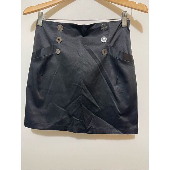 Black satin mini skirt - Picture 1 of 8